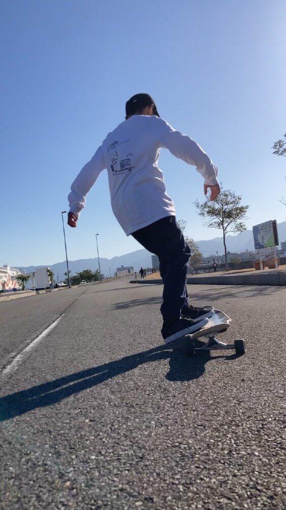 天気良くてあったかくて最高のロンスケ日和だった🛹☀️