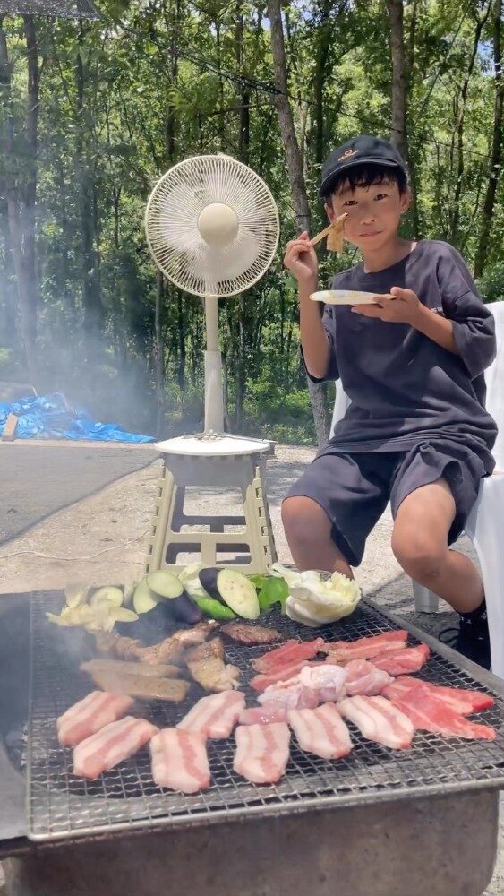 滑って食べて川遊びして、滑って食べてまた滑って日が暮れた🛹✨@refine_skatepark リファインスケートパーク🌿