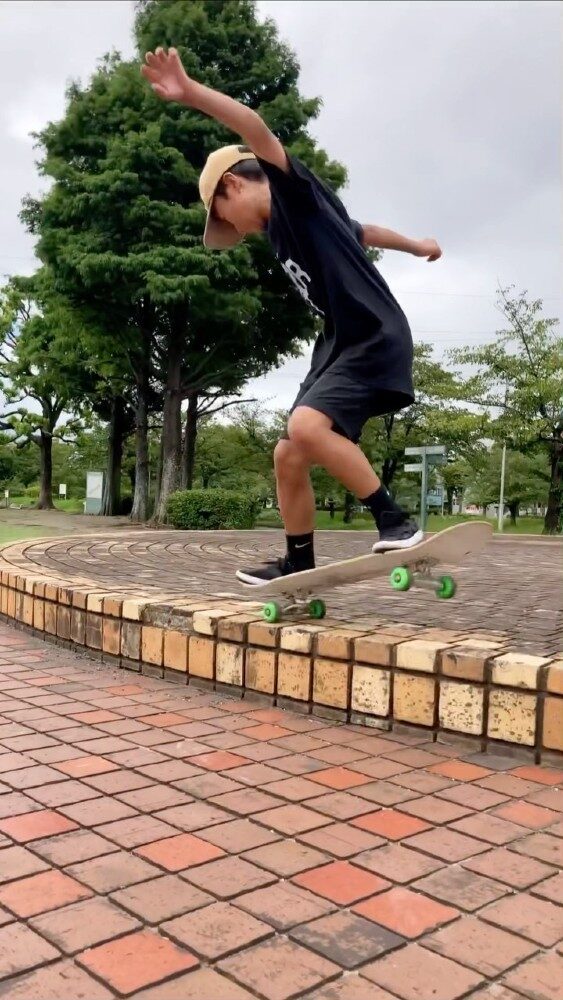 曇り空 途中で晴れて 汗やばかった（字余り）🛹