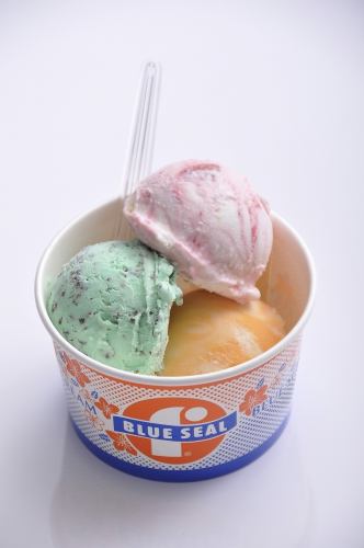 韓国苑別府店のブルーシールアイス(大分県)