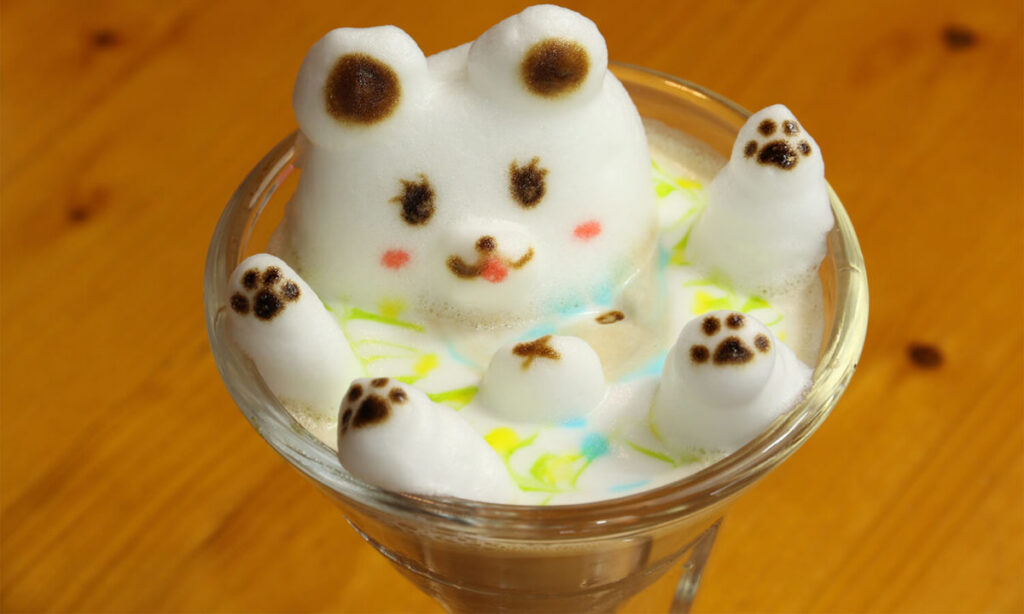 湯布院の人気カフェCafe Duoの3Dラテアート