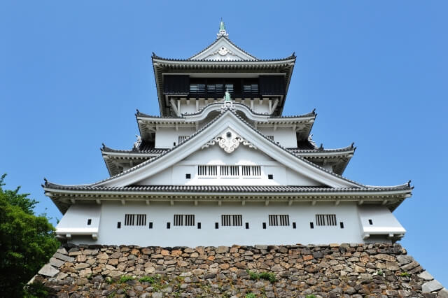 小倉城の天守正面外観