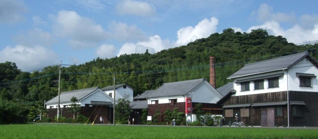 大分県国東市にある萱島酒造の酒蔵外観