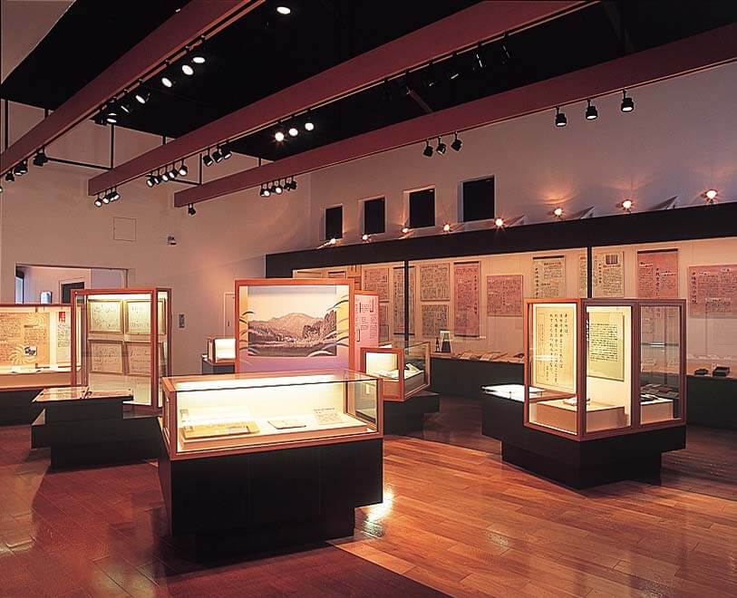 三浦梅園資料館の展示|遺稿や天球儀など思想に触れられる施設(大分県国東市)