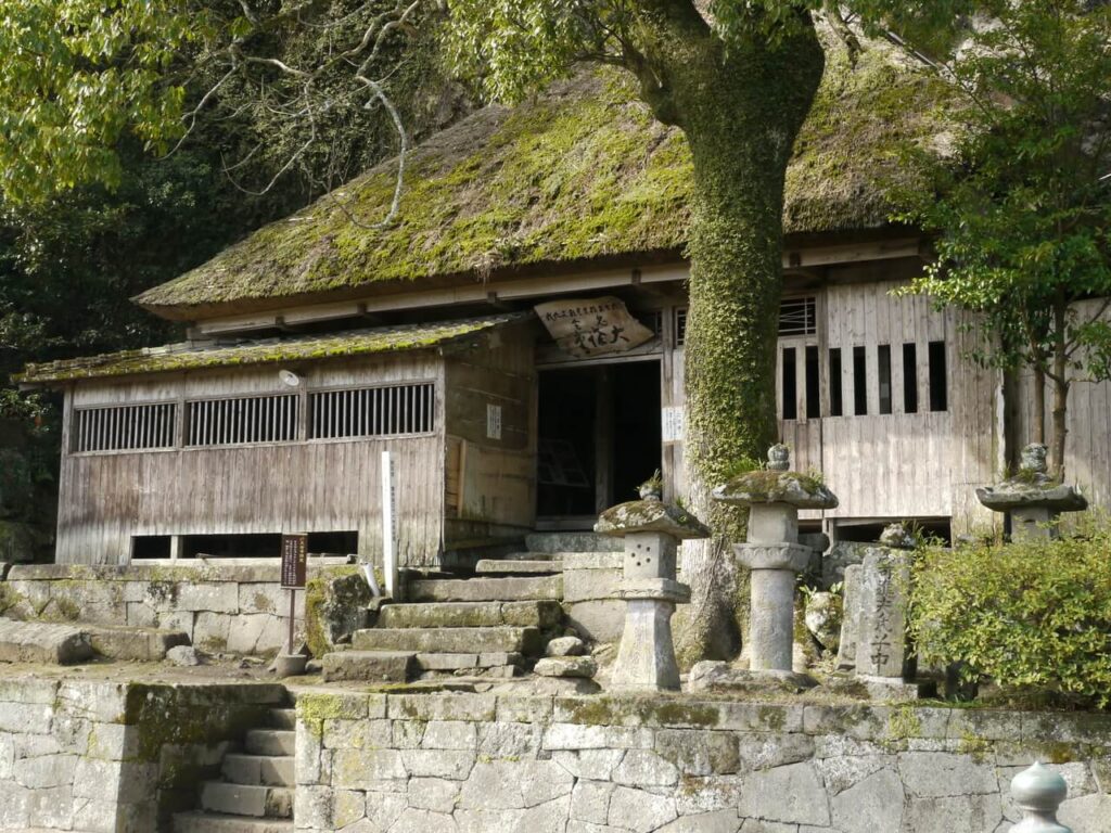 天念寺の本堂(大分県豊後高田市)