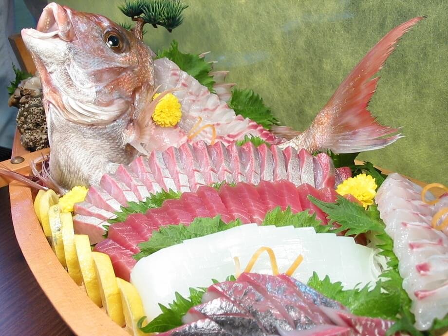 豪快な鯛の姿造り
