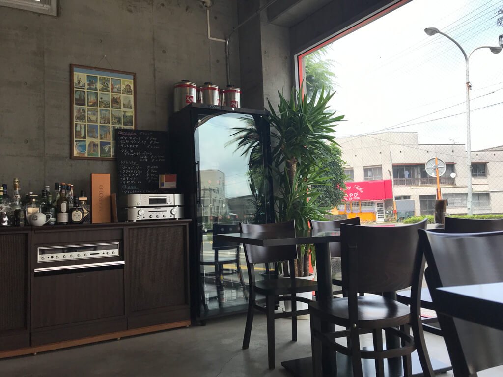 trattoria vivoの外観