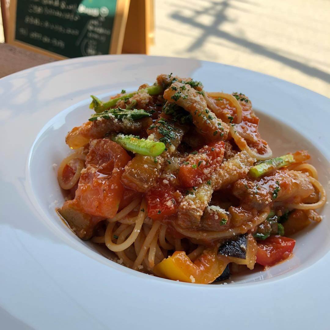 彩り野菜のトマトパスタ